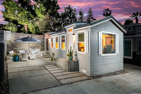This home was built in 1953 and last sold on -- for $--. . Casita san diego